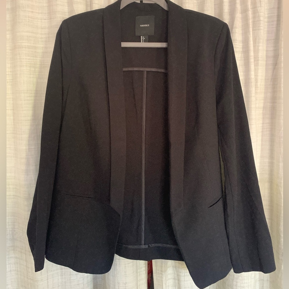 Forever 21 Large Black Blazer